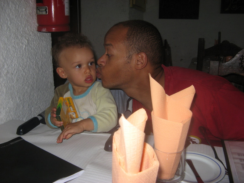 2006 11 01 Smmmmmooch