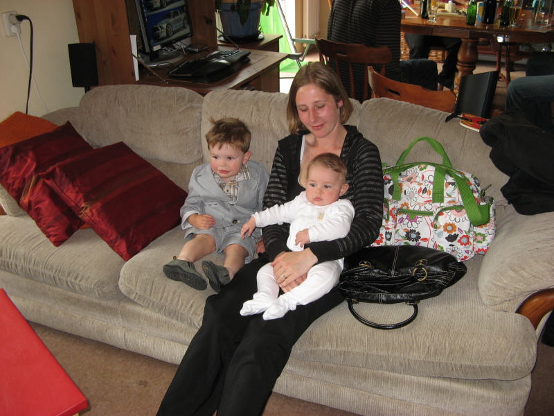2007 05 06 B-day Vicky, Lily and Ajax on the couch