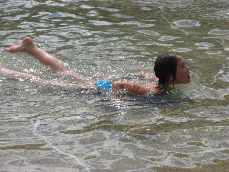 2007 07 13 Rhiannon Wading