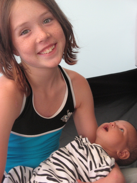 2007 07 14 Rhiannon and Harper in the Tent 2