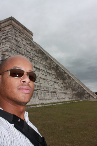 2009 01 14 Auto-photo at Chichen Itza